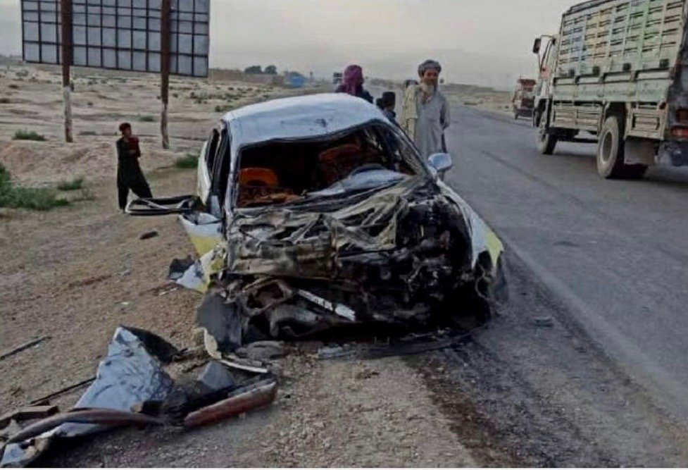 په زابل کې د ترافیکي پېښې له امله شپږ کسان وژل شوي او ټپیان شوي دي