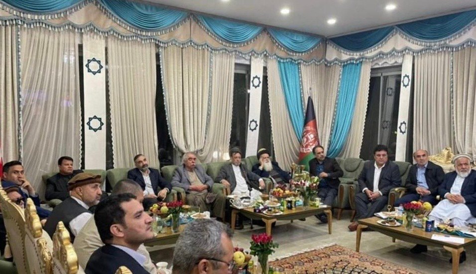 سیاسیون پیشین افغانستان از سازمان ملل خواستند طالبان را مجبور به گفت&zwnj;وگو کند