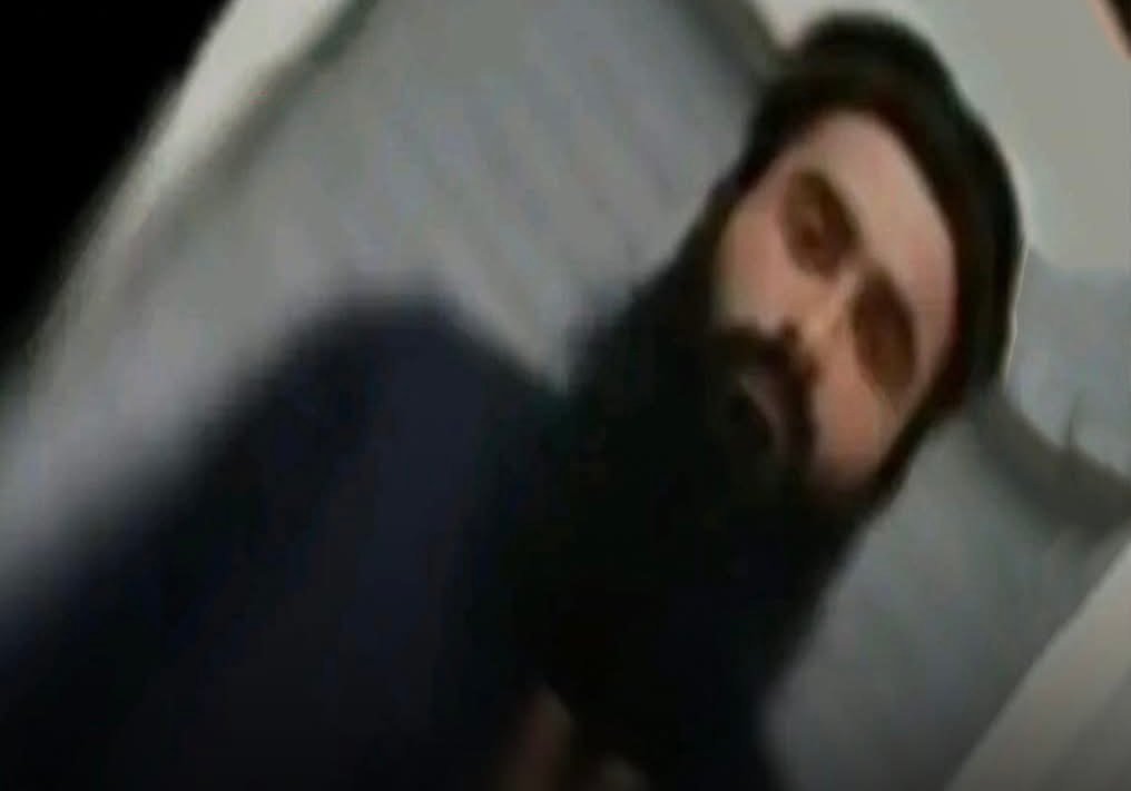 منابع در کابل از بازداشت آمر پرسونل نظامی طالبان به اتهام زنا خبر دادند