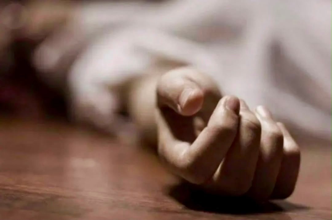 فریبا ۱۶ ساله پس از ماه&zwnj;ها انتظار برای بازگشت به مکتب، خودکشی کرد