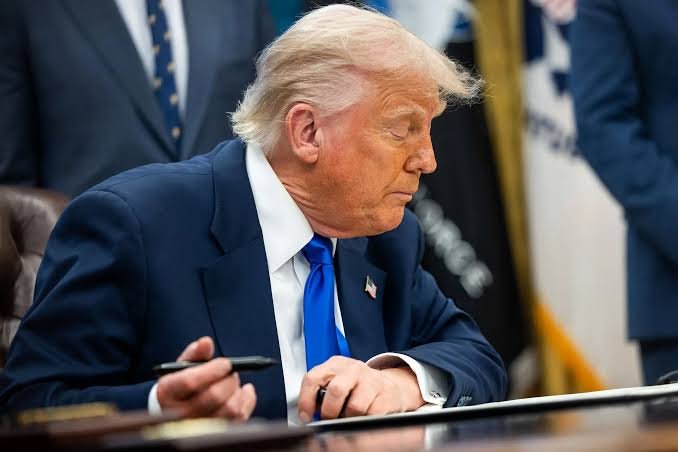 ترامپ: با ایران گفت&zwnj;وگویی خوبی داشتیم؛  تهران اما تکذیب کرد