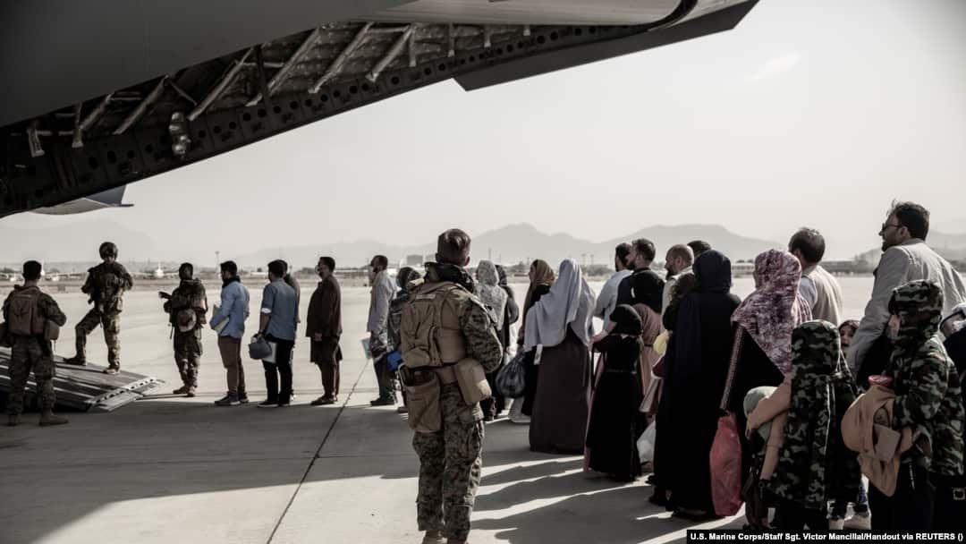 امریکا به افغانستانی&zwnj;های گیر مانده در قطر: پول می&zwnj;دهیم به وطن تان برگردید