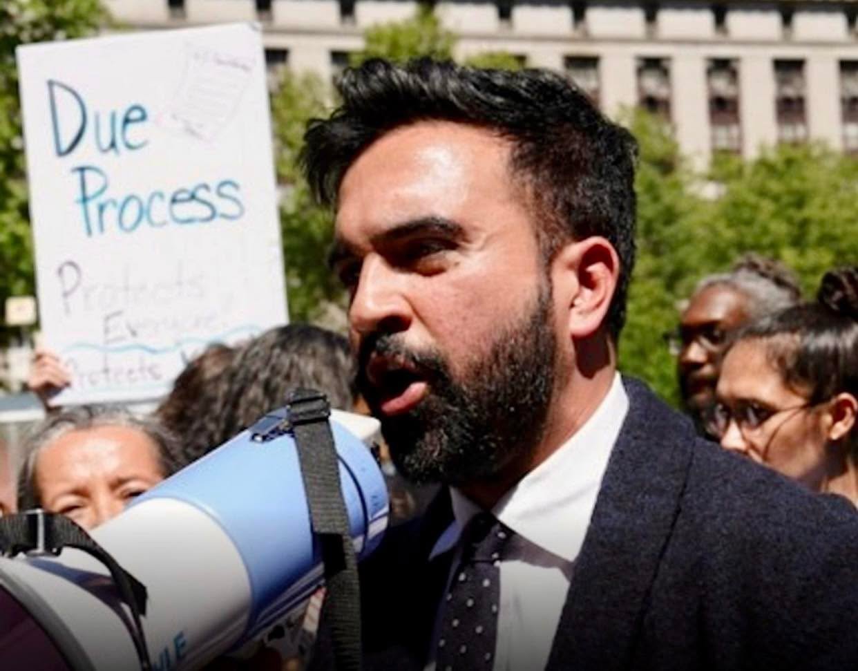 زهران ممدانی، نخستین مسلمان آسیایی&zwnj;تبار شهردار نیویارک شد