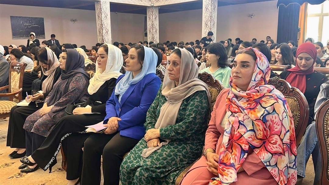 سفارت افغانستان در تاجیکستان بر حمایت از حقوق زنان تاکید کرد