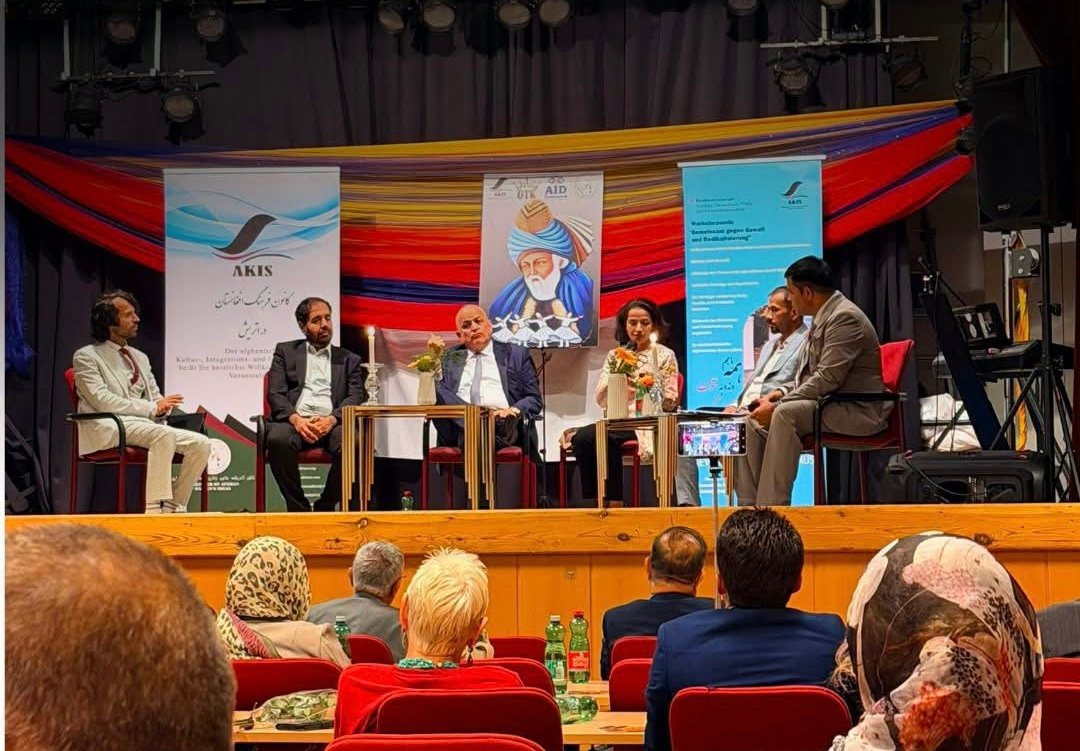 بزم مولانا در ویانا؛ فارسی&zwnj;زبانان جهان برای همبستگی فرهنگی گردهم آمدند