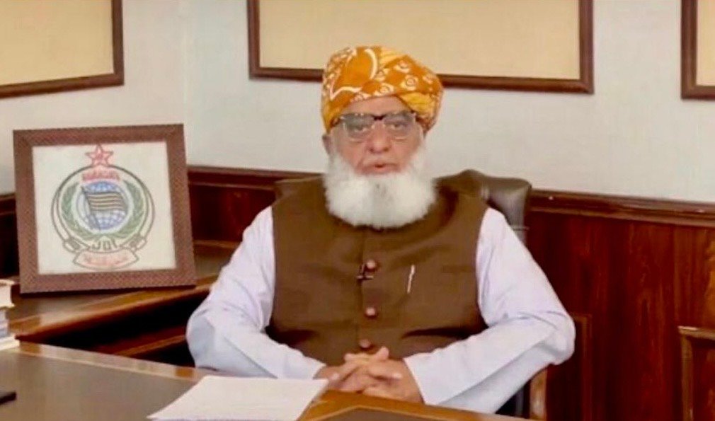 فضل&zwnj;الرحمن: پاکستان در۲۰ سال جنگ&zwnj;جویان  زیادی را به افغانستان اعزام کرد