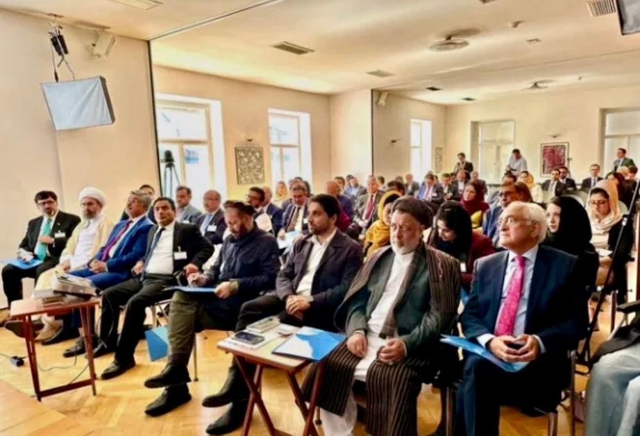 منابع: لندن نشست مخالفان طالبان را میزبانی می&zwnj;کند