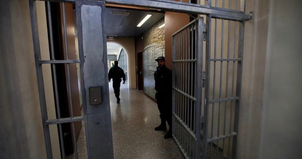 پزشک فرانسوی پس از مرگ ۱۲ بیمار به حبس ابد محکوم شد