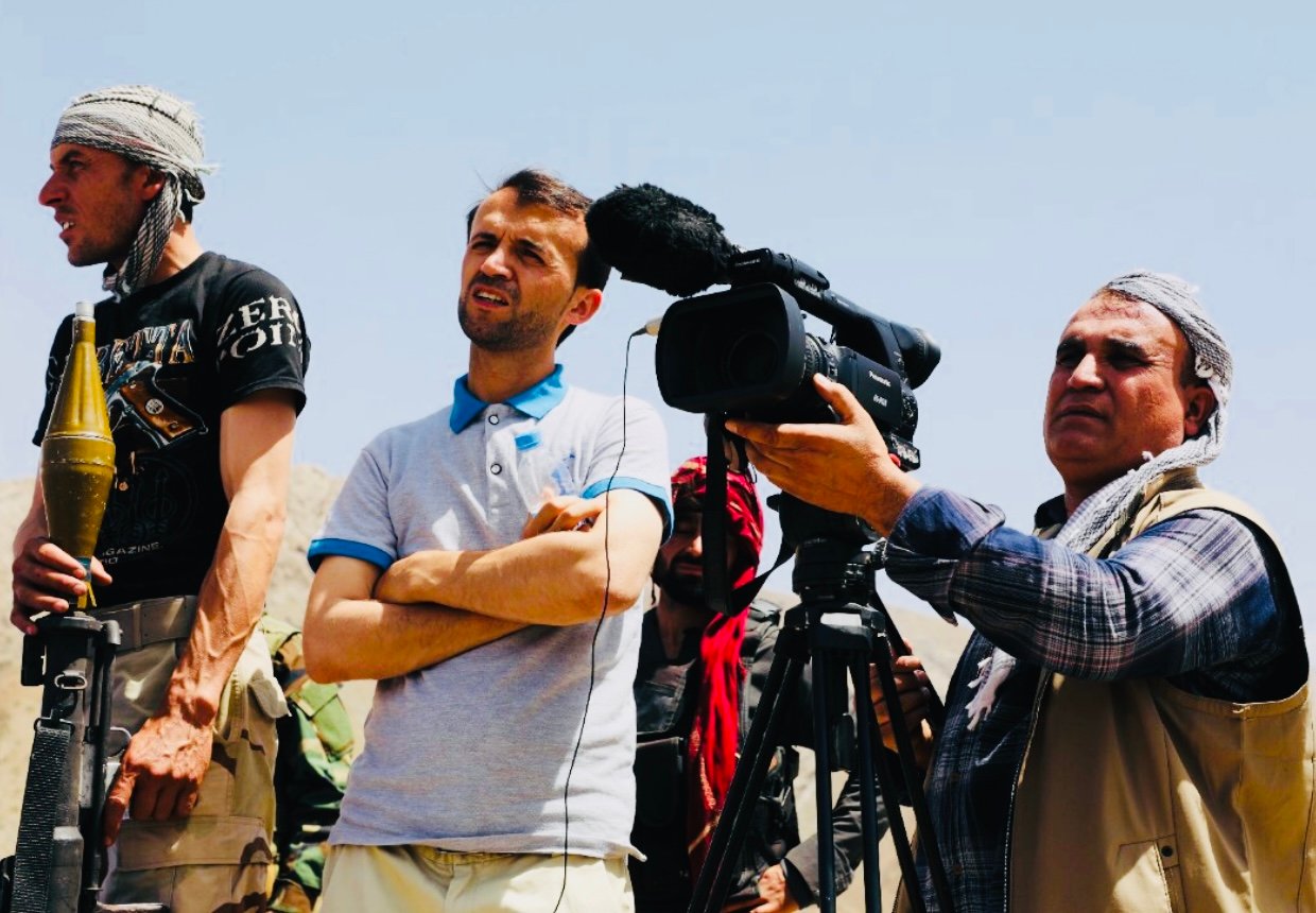 دور از وطن نفس می&zwnj;کشم، اما در هوای کابل زندگی می&zwnj;کنم