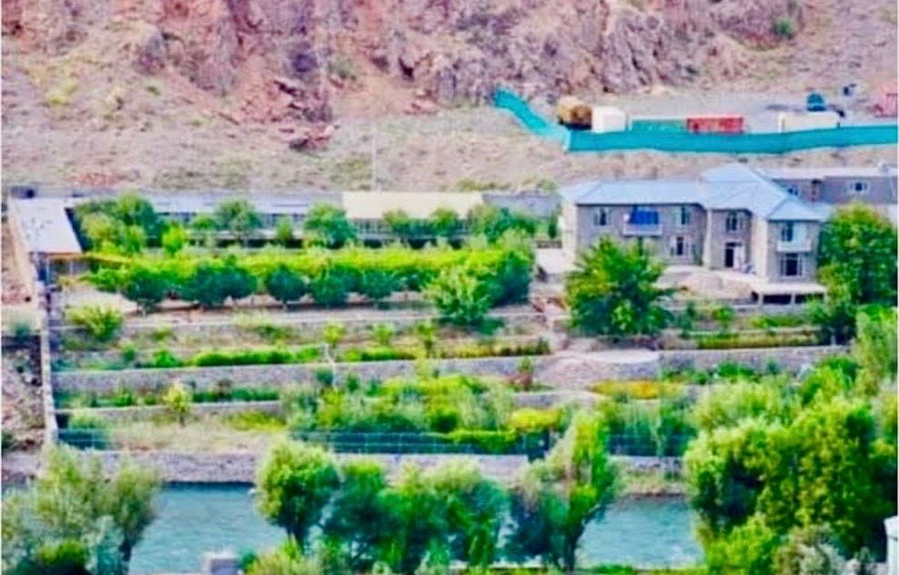 منابع: طالبان شب&zwnj;هنکام تلفن&zwnj;های شاگردان مدرسه دشتک پنجشیر را با خود بردند