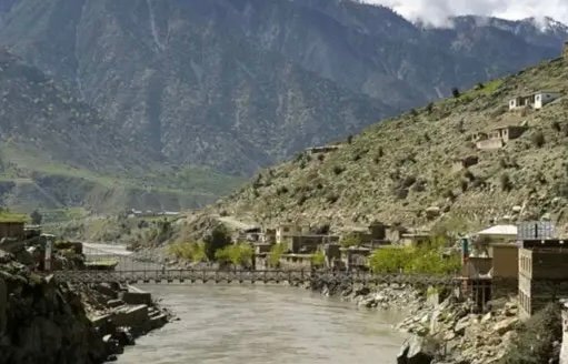 بزرگان نورستان: طالبان کمک نمی&zwnj;کنند مجبور هستیم از پاکستان کمک بخواهیم