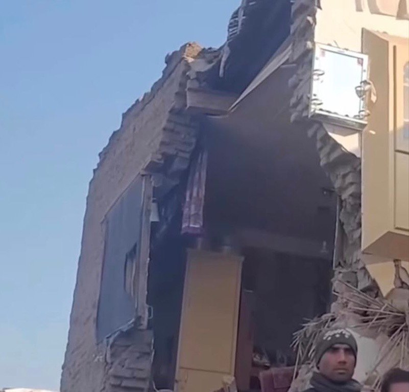 فروریختن سقف یک خانه&zwnj; در ننگرهار، جان هفت عضو یک خانواده را گرفت