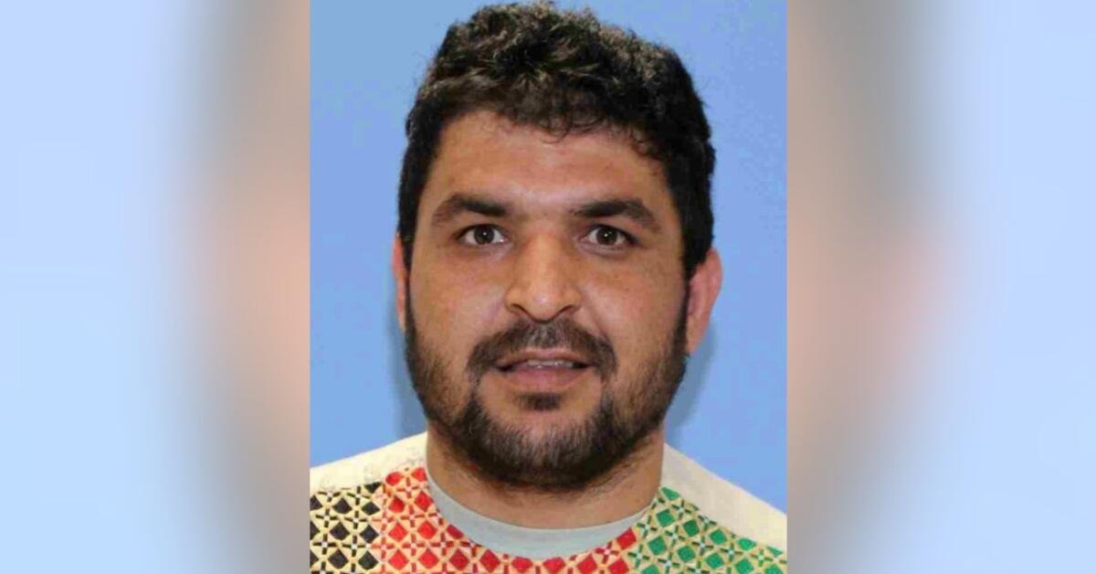 بررسی حکم اعدام؛ لکنوال اعتصاب غذایی کرد و راهی شفاخانه شد