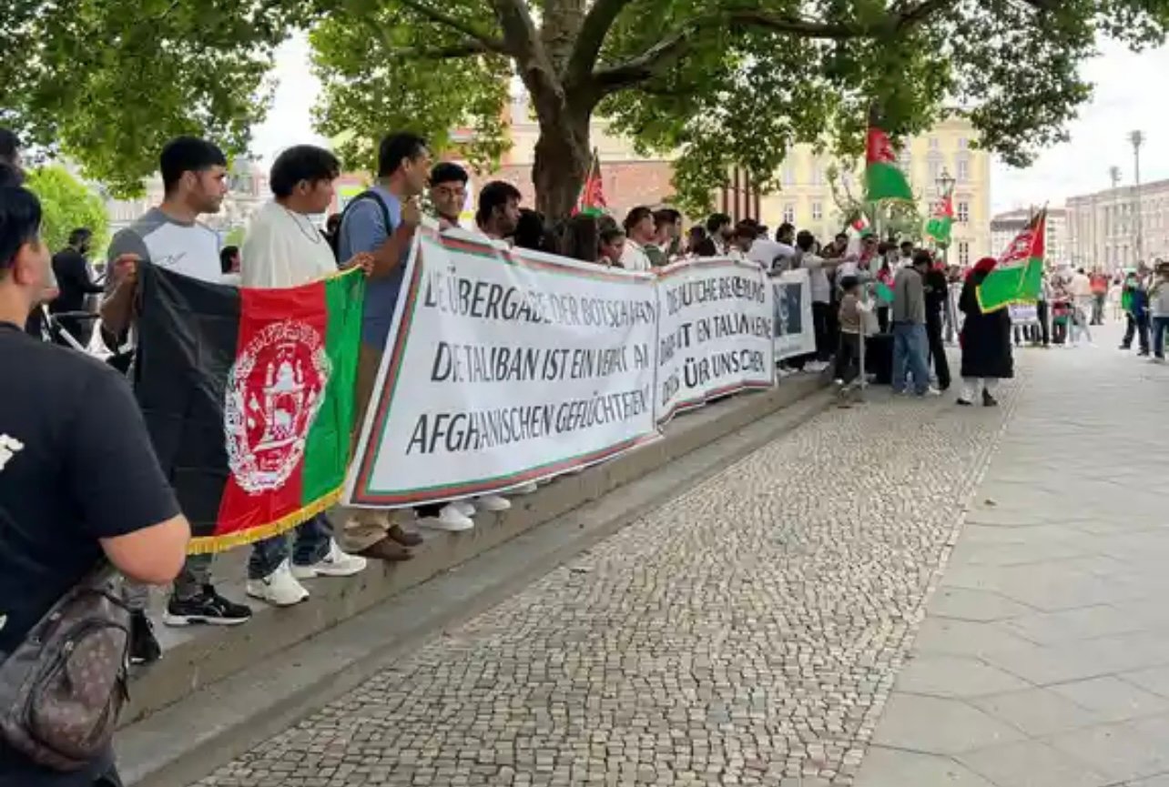 نهادهای افغانستانی در آلمان نسبت به نقش طالبان در قنسولگری&zwnj;ها هشدار می&zwnj;دهند