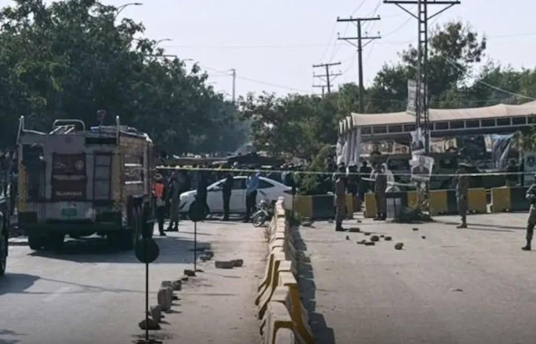 طالبان انفجار در هند را محکوم کردند، اما انفجار پاکستان را نه