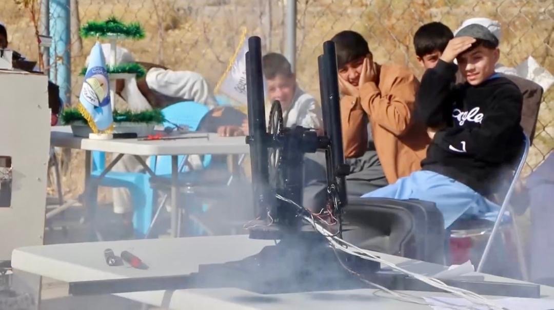 نسل&zwnj;نو جنگ&zwnj;طلب؛ دانش&zwnj;آموزان پروان در حال ساختن ابزارهای جنگی