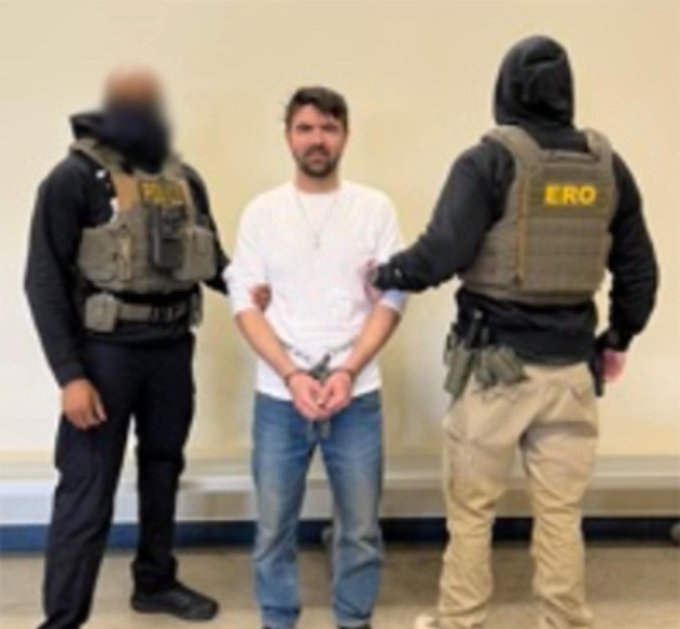 اداره مهاجرت امریکا یک شهروند افغانستانی را در نیویارک بازداشت کرد