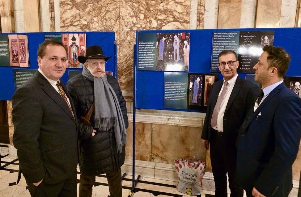 خوانش دوبارهٔ خراسان تاریخی در گفت&zwnj;وگوی مایکل بری با کریم کریم